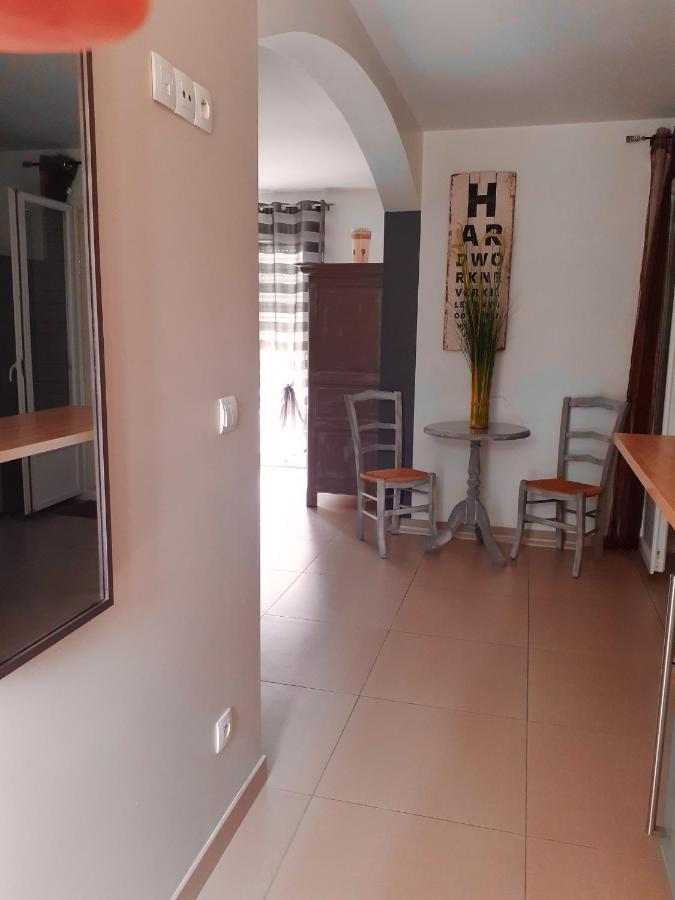Villa Accueillante A Colonzelle Avec Piscine Privee エクステリア 写真